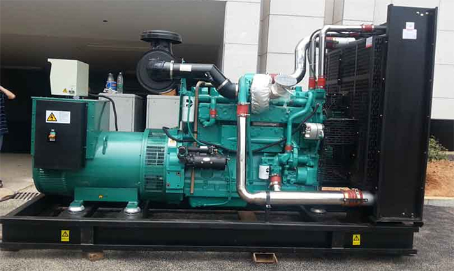 康明斯柴油發(fā)電機組